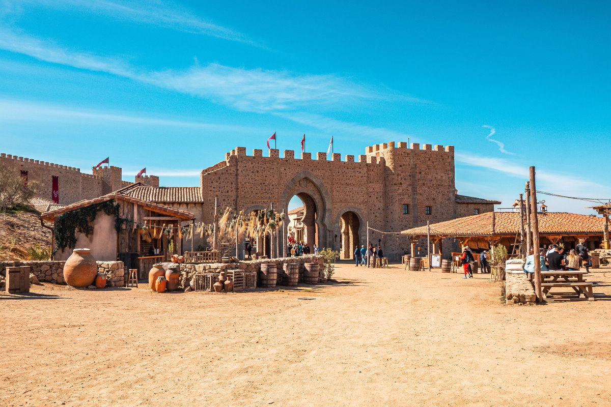 El Arrabal Puy du Fou - Casa Rural los Pájaros